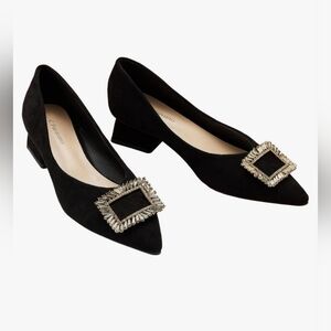 Elegant Black Suede Pumps with Embellished Buckle